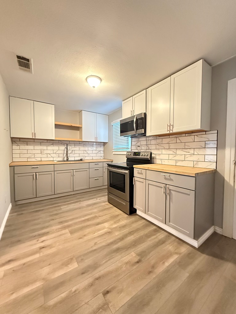 807 W 16th St, Big Spring, Texas image 9