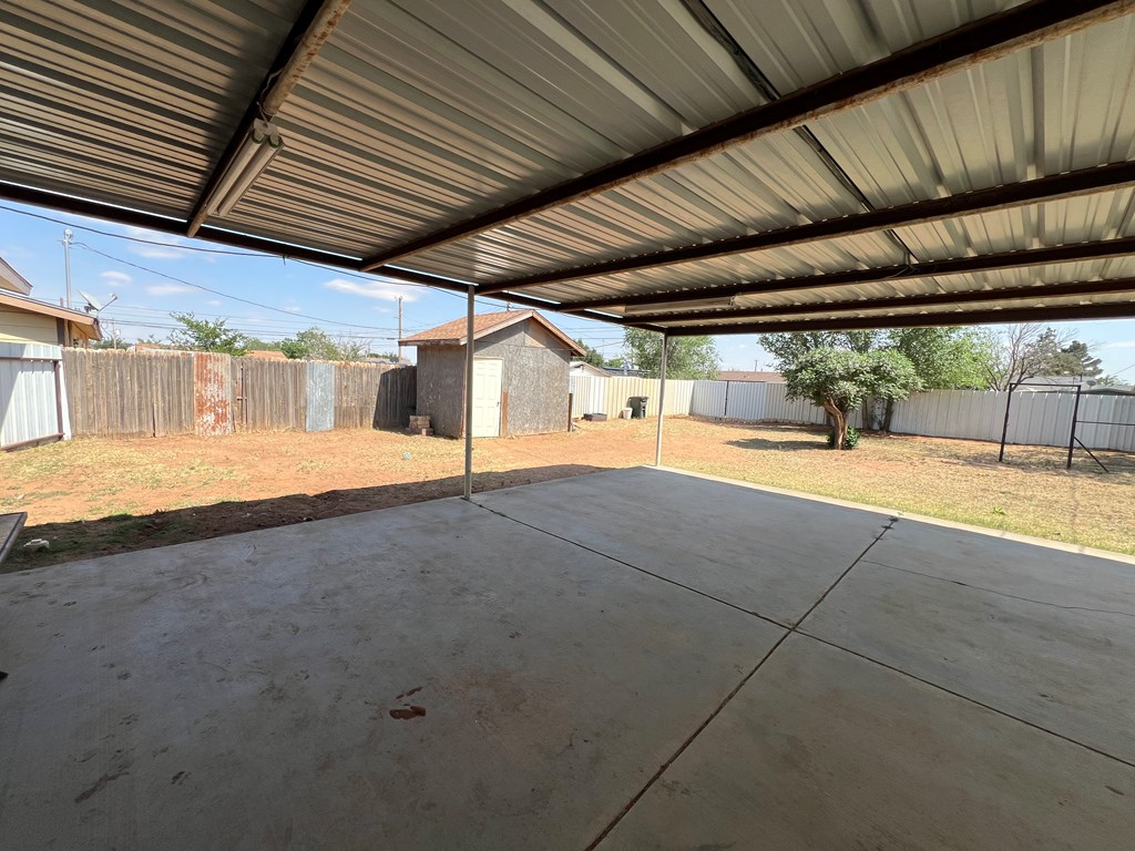 4605 Cherokee Dr, Midland, Texas image 16