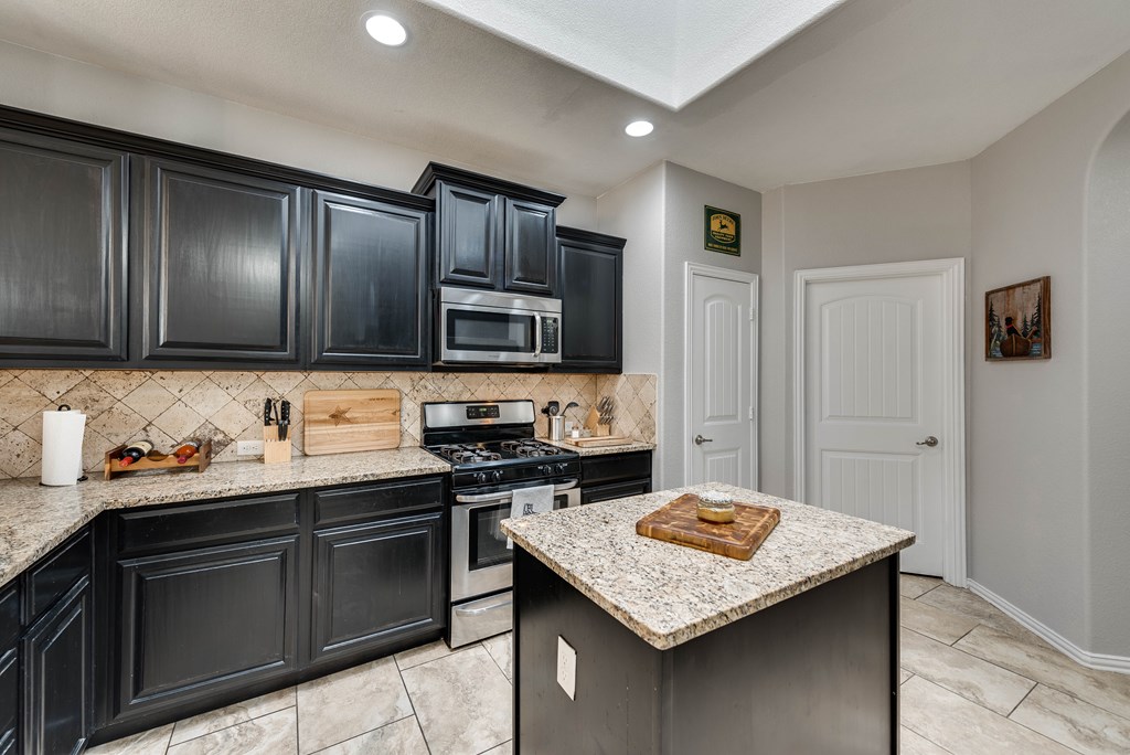 6411 Patriot Parkway, Midland, Texas image 6