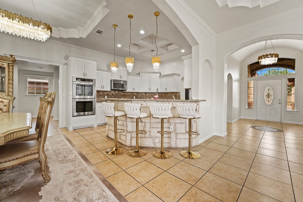 4626 Crockett Ave, Midland, Texas image 11