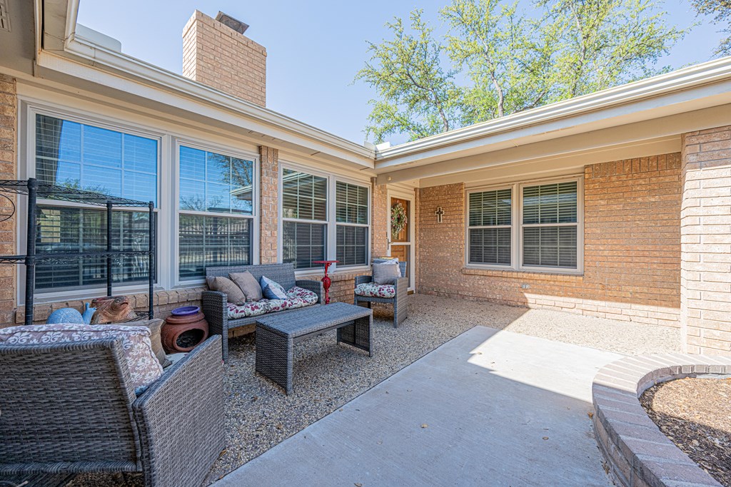 2411 Castleford Rd, Midland, Texas image 6