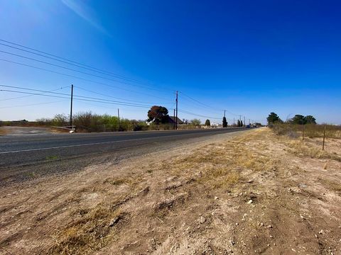 Vacant Land For Sale - 193 E 46th St<br/> Pecos County, Fort Stockton, TX 79735
