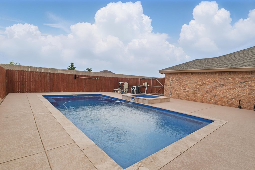 2811 Savoy, Midland, Texas image 41
