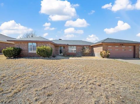 Homes For Sale - 2604 Ann Dr<br/> Big Spring, TX 79720