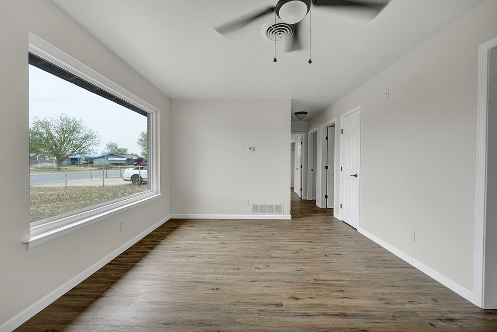 1722 E Oak Ave, Midland, Texas image 5