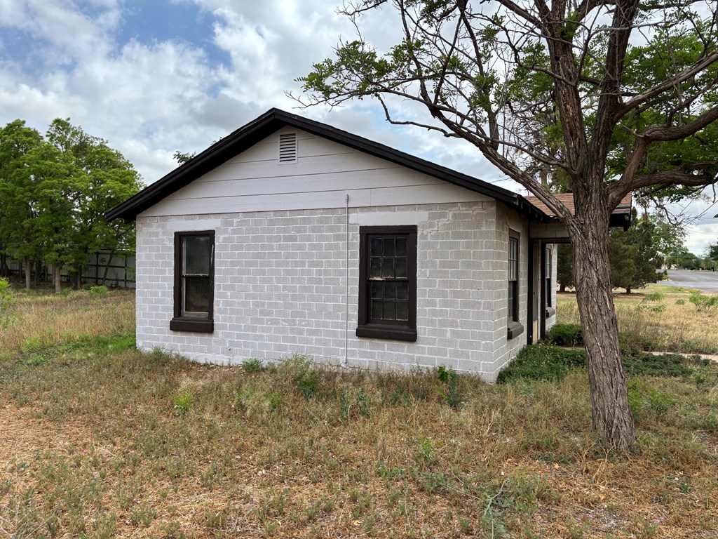1307 26th St, Snyder, Texas image 10
