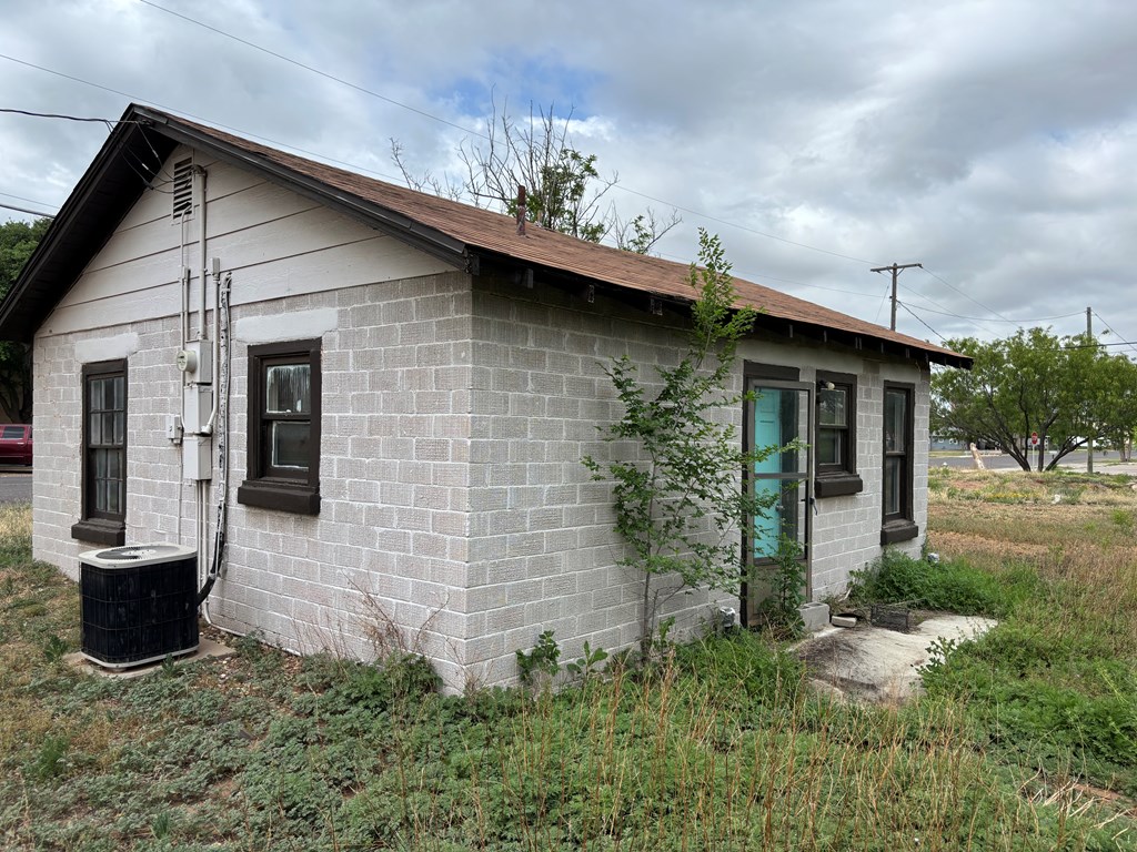 1307 26th St, Snyder, Texas image 12