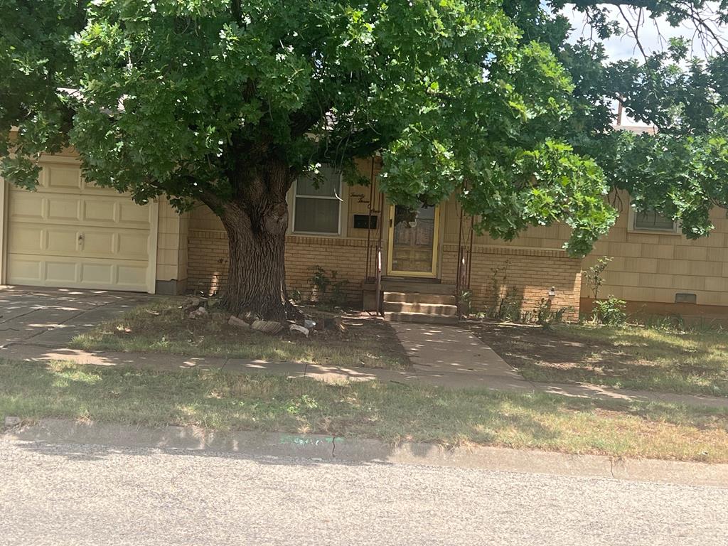 2301 40th St, Snyder, Texas image 1