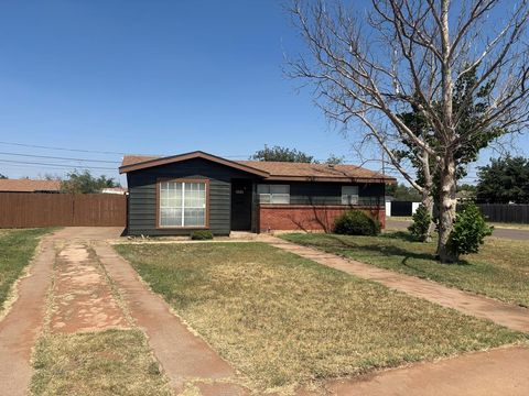 Homes For Sale - 209 Canyon Ave<br/> Midland, TX 79703