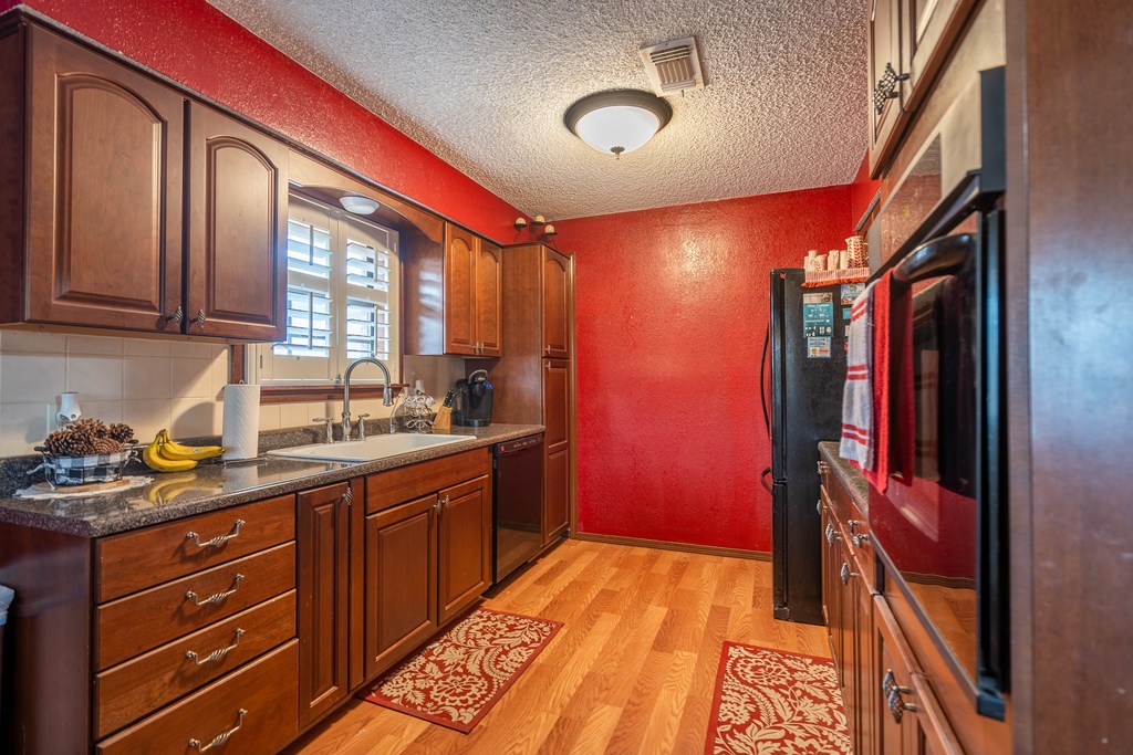 2121 Marcie Court, Midland, Texas image 16