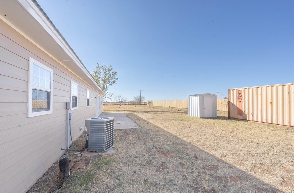 2210 W County Rd 150, Midland, Texas image 3