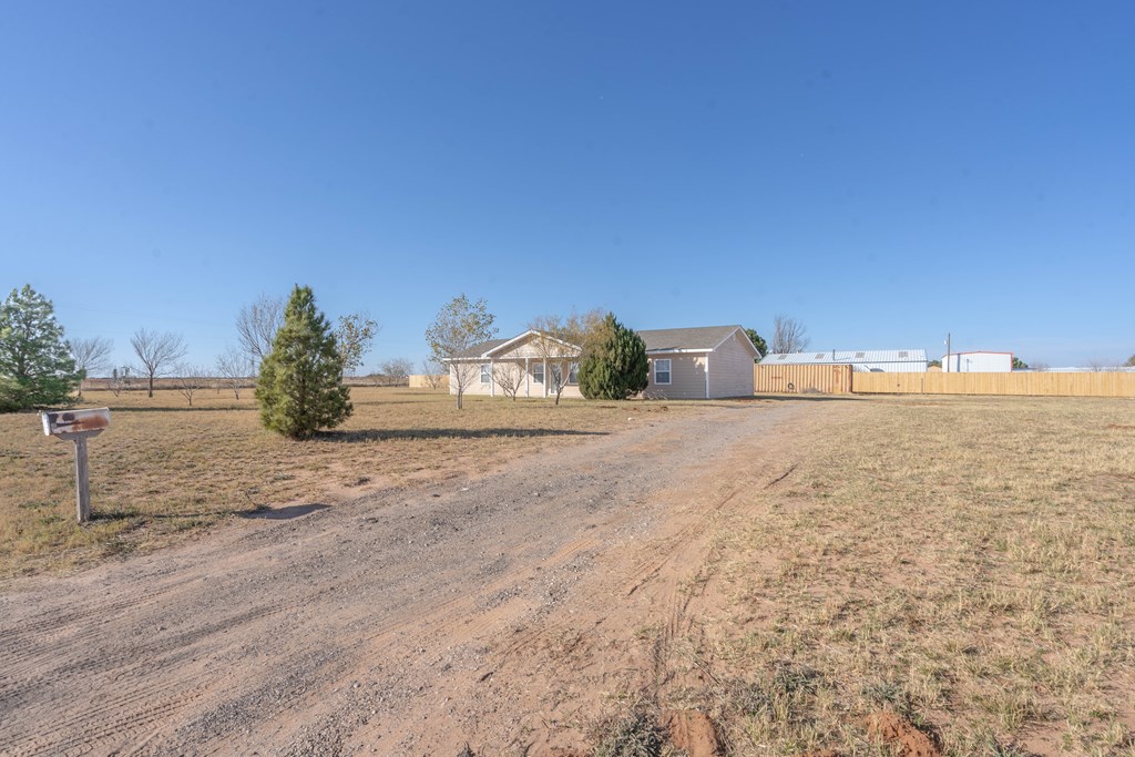 2210 W County Rd 150, Midland, Texas image 5