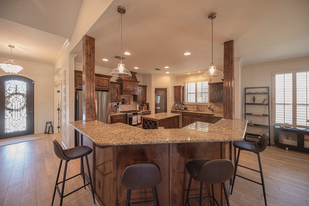 1200 Castle Rock Court, Midland, Texas image 9