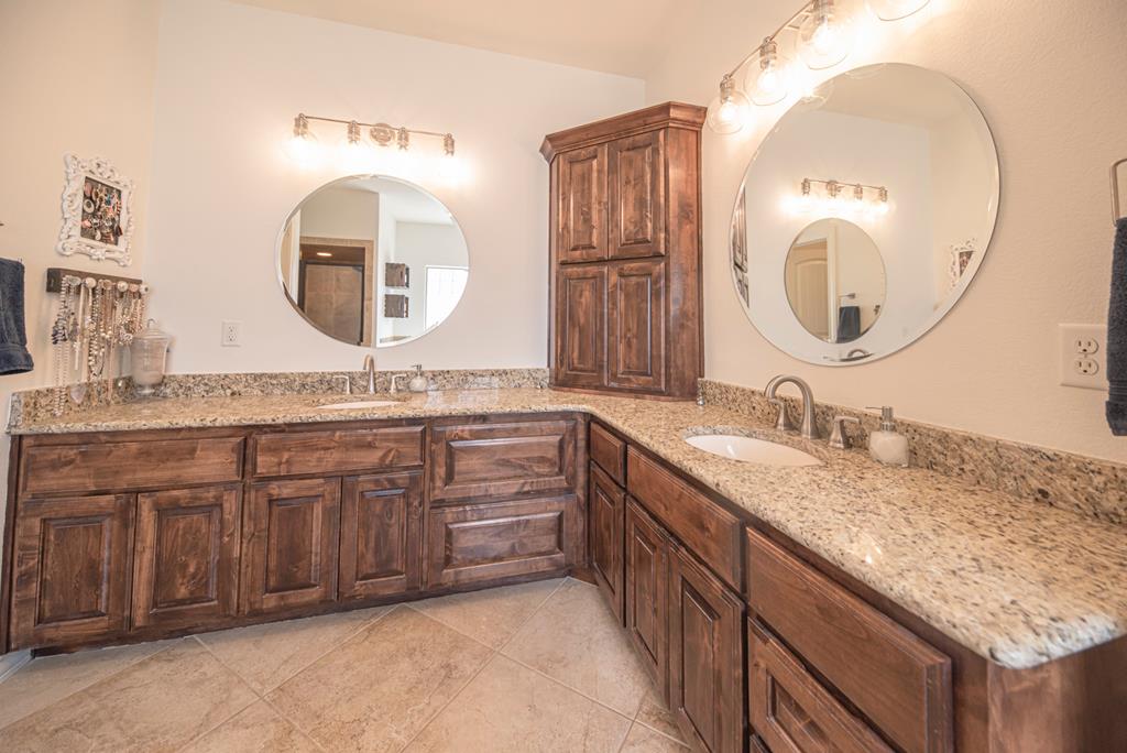 1200 Castle Rock Court, Midland, Texas image 15