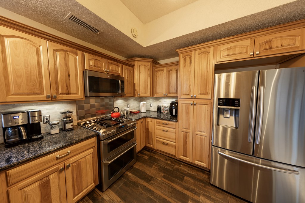 4001 Dyer Circle, Midland, Texas image 12