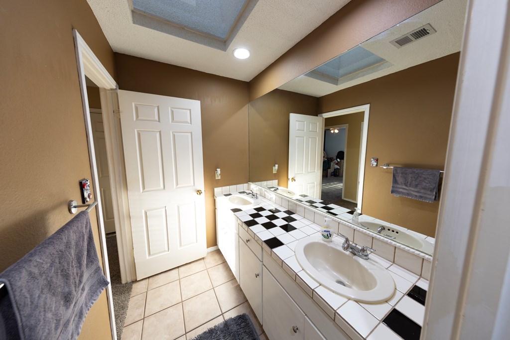 4001 Dyer Circle, Midland, Texas image 18