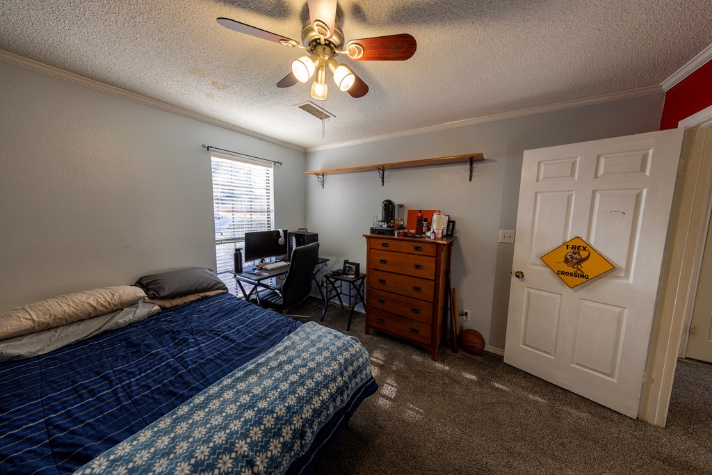 4001 Dyer Circle, Midland, Texas image 14