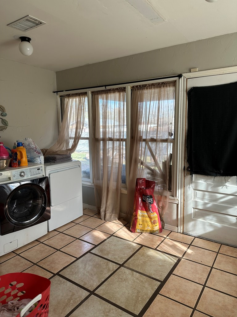2812 Ave V, Snyder, Texas image 10