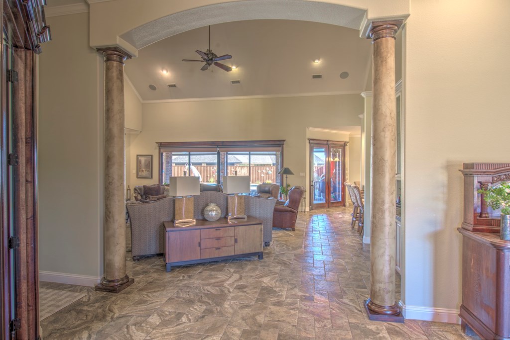 2112 Ironwood Dr, Midland, Texas image 6