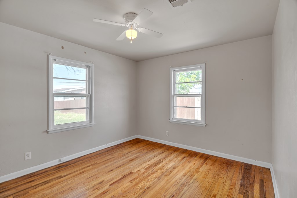 1621 E 17th St, Big Spring, Texas image 13