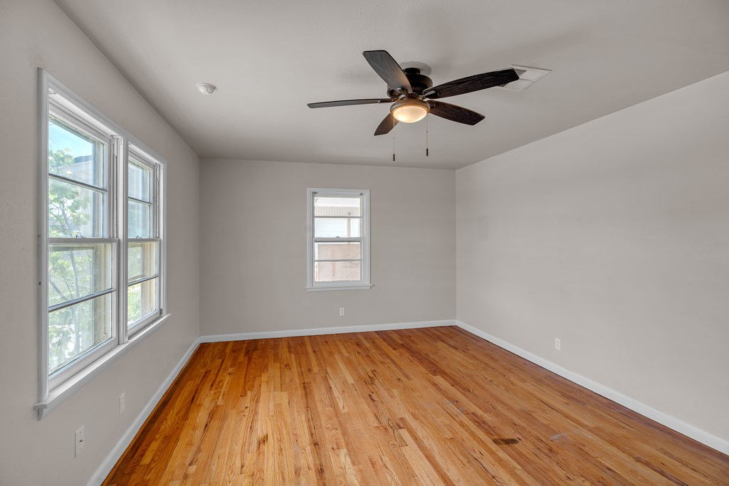 1621 E 17th St, Big Spring, Texas image 3