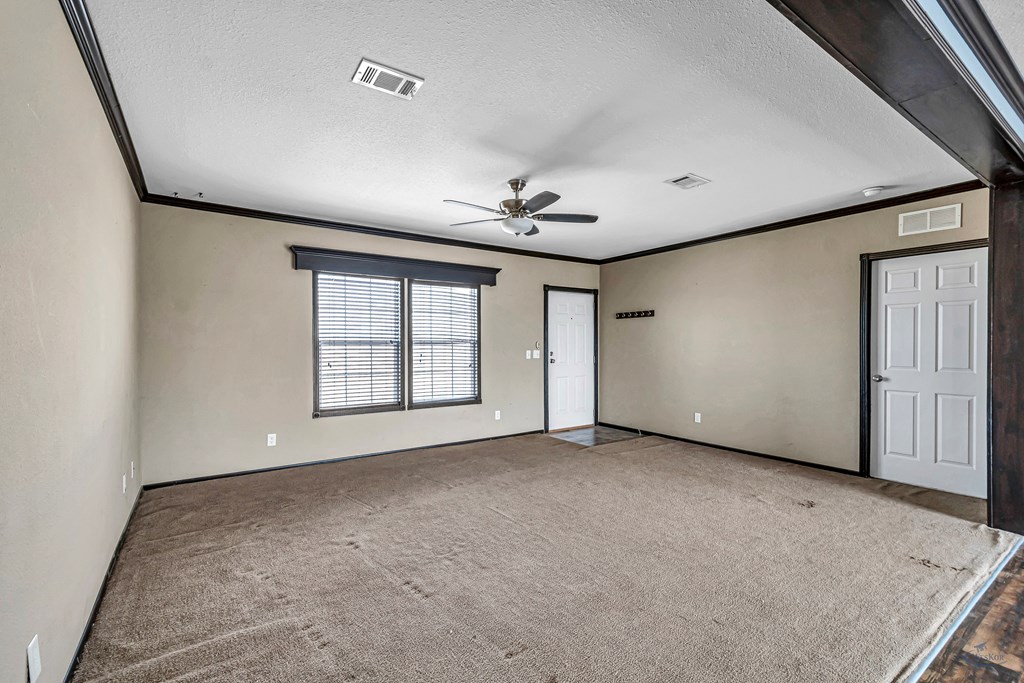 7001 E County Rd 57, Midland, Texas image 13