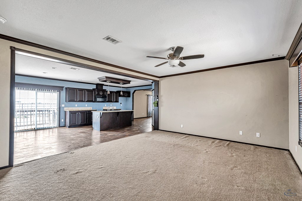 7001 E County Rd 57, Midland, Texas image 9