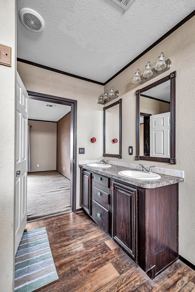 7001 E County Rd 57, Midland, Texas image 33