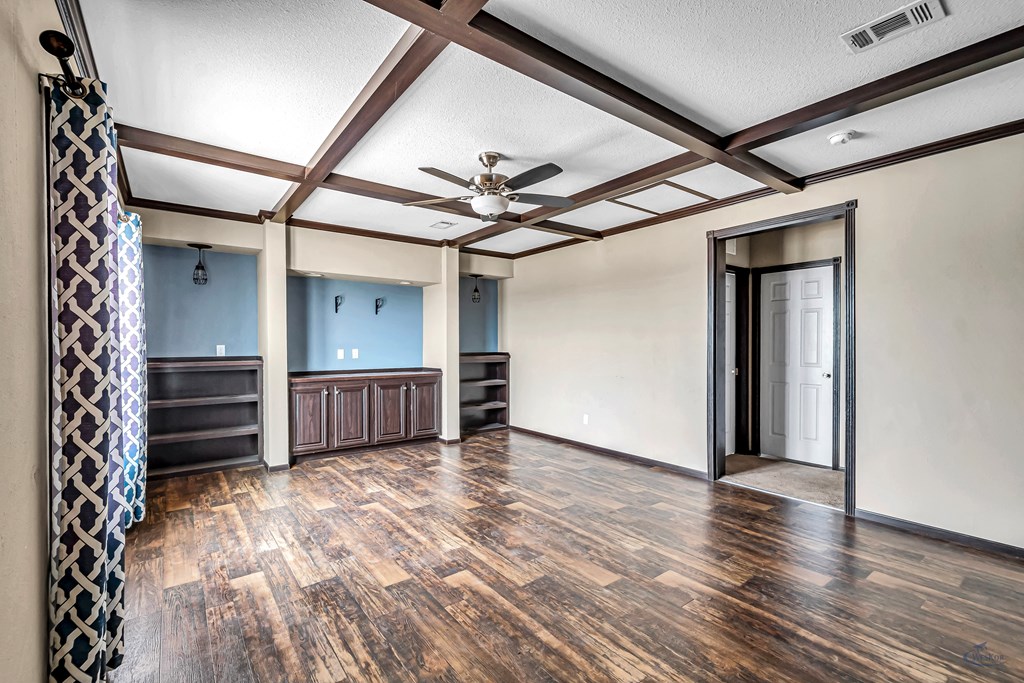7001 E County Rd 57, Midland, Texas image 25
