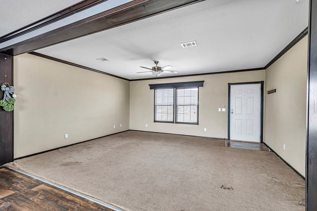 7001 E County Rd 57, Midland, Texas image 12
