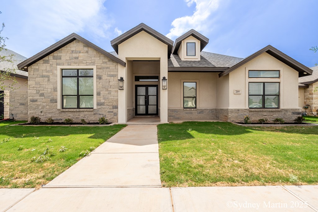 219 Peregrine Hill Circle, Midland, Texas image 2