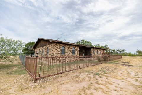 Homes For Sale - 373 County Rd 243<br/> Scurry County, Snyder, TX 79549