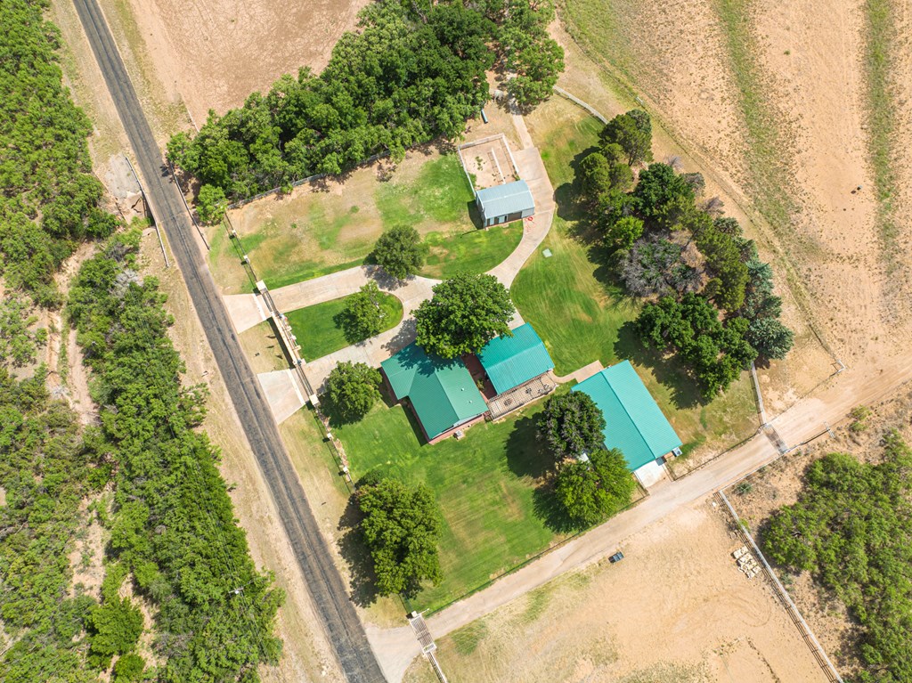 2459 County Rd 1105, Snyder, Texas image 9