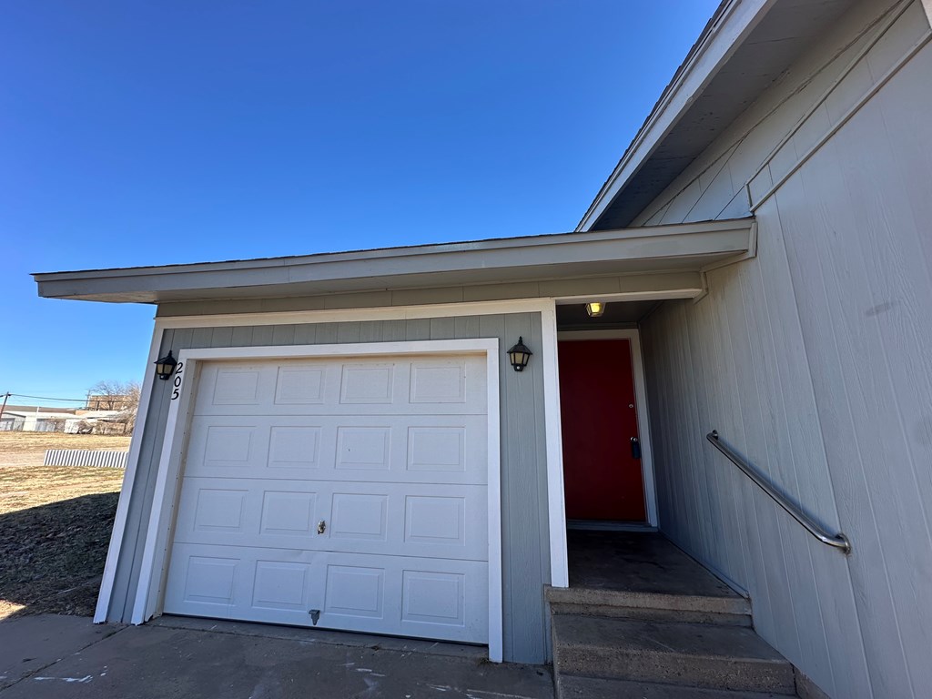 205 E 11th St, Colorado City, Texas image 4