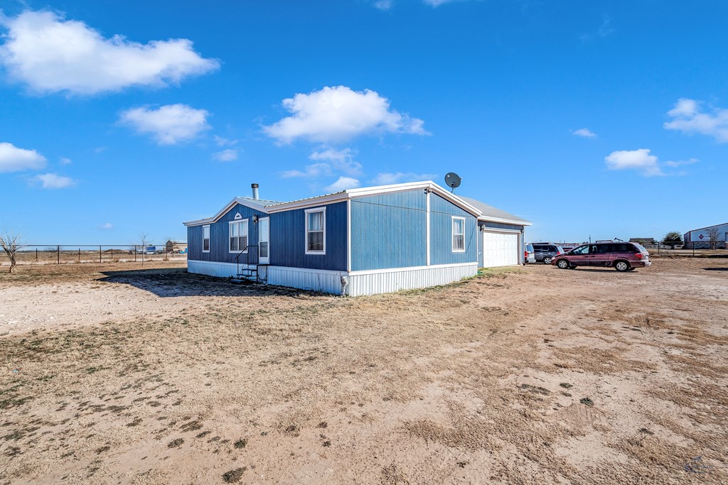 12706 E County Rd 84, Midland, Texas image 11