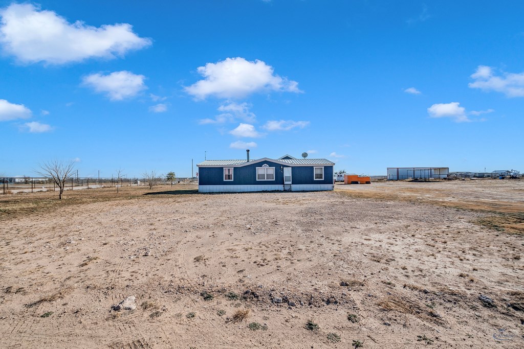 12706 E County Rd 84, Midland, Texas image 8