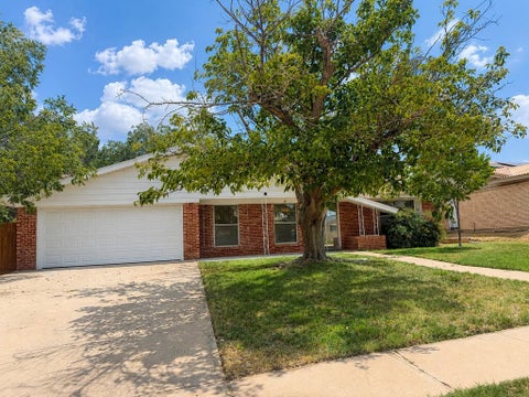 Homes For Rent - 2709 Rebecca Dr<br/> Howard County, Big Spring, TX 79720