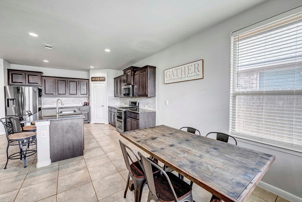 8416 E County Rd 114, Midland, Texas image 11