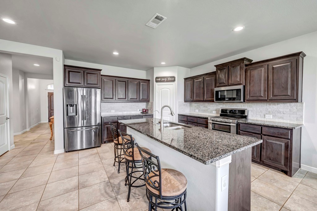 8416 E County Rd 114, Midland, Texas image 12