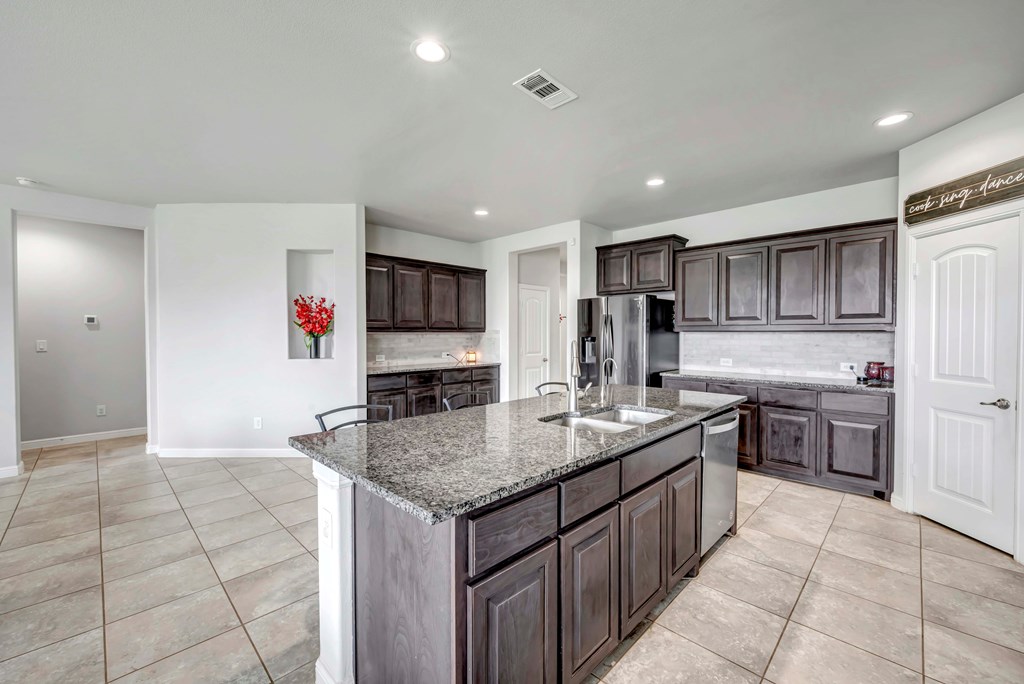 8416 E County Rd 114, Midland, Texas image 15