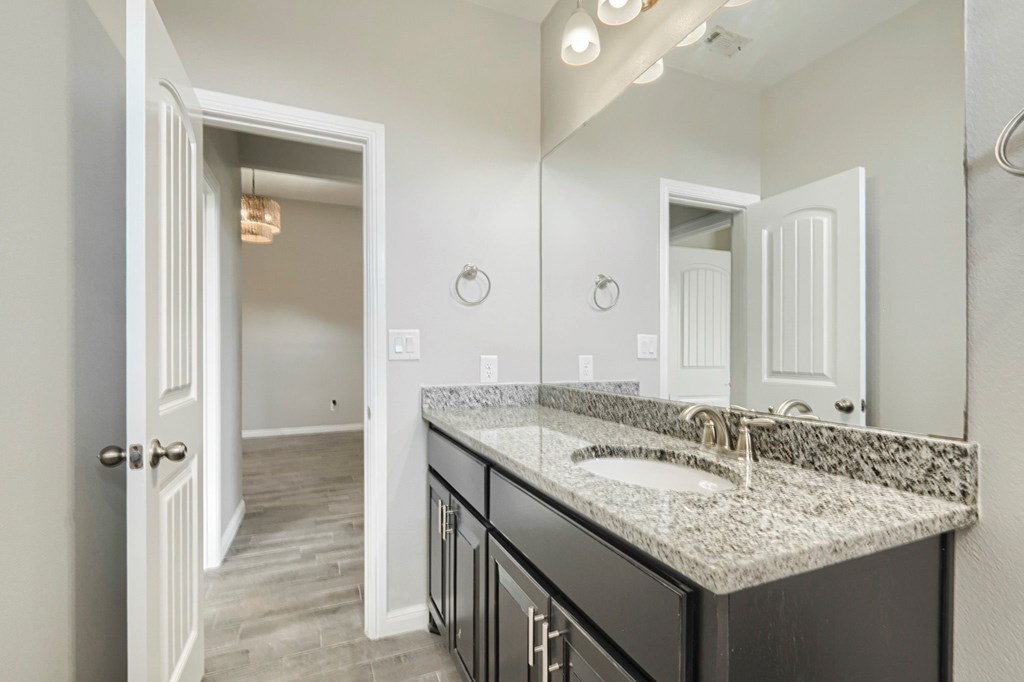 6913 Mcpherson Ln, Midland, Texas image 41