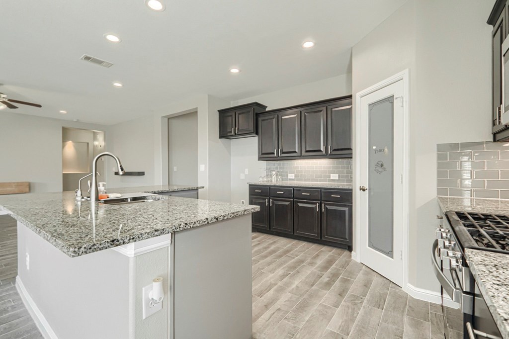 6913 Mcpherson Ln, Midland, Texas image 12
