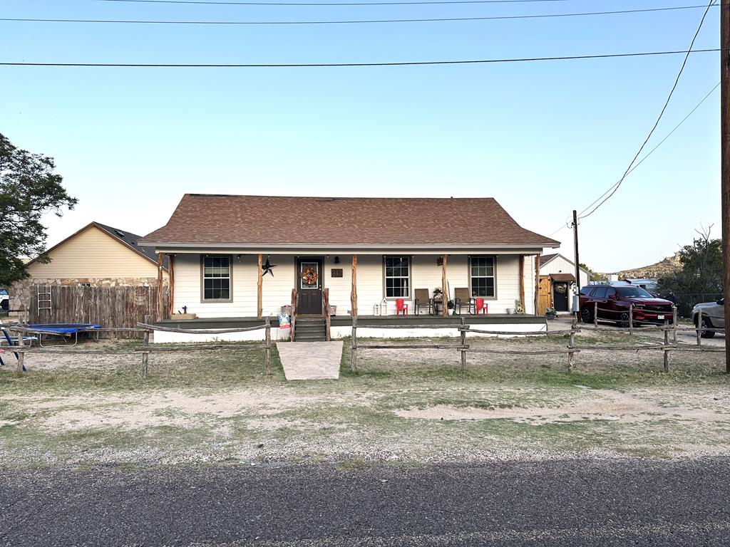 312 School Street, Sanderson, Texas image 1