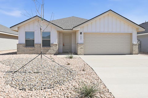 Homes For Rent - 2501 S County Rd 1100<br/> Midland, TX 79706