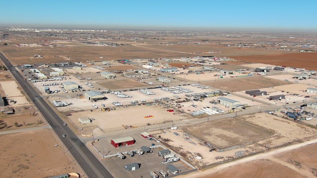 8911 E County Rd 95, Midland, Texas image 8