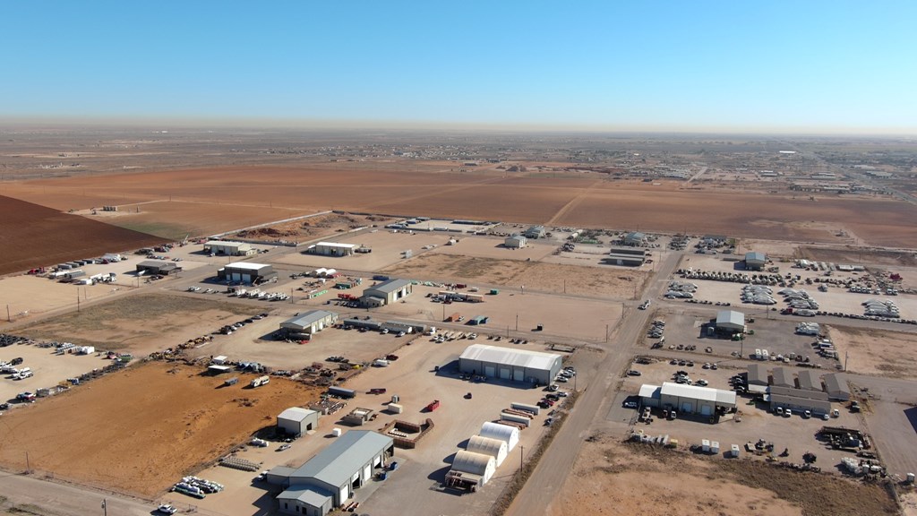 8911 E County Rd 95, Midland, Texas image 3