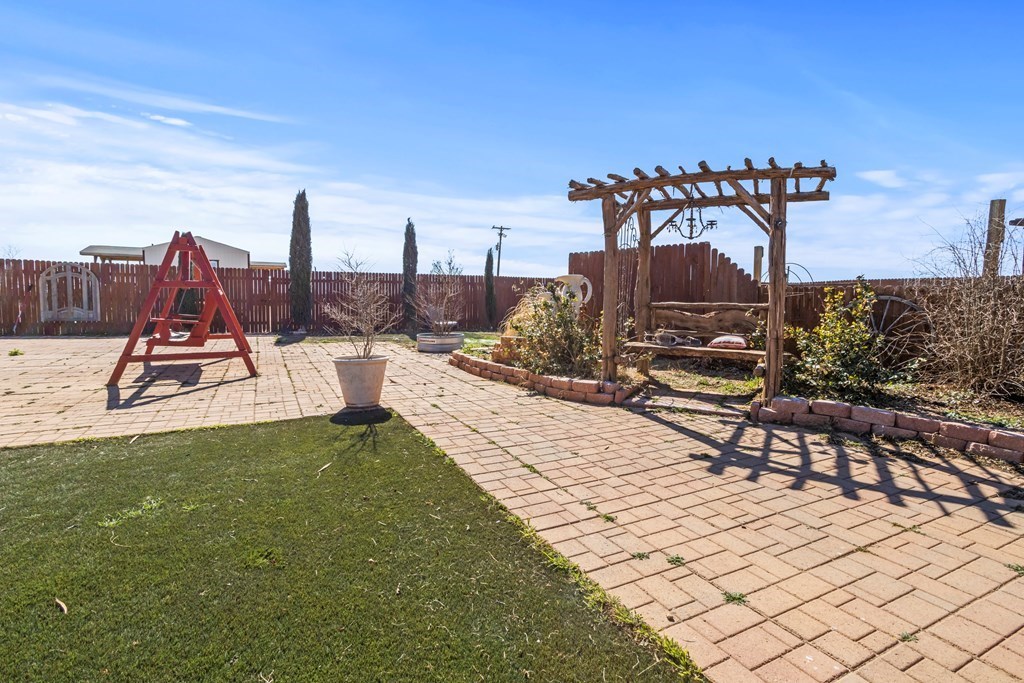10700 E County Rd 85, Midland, Texas image 40