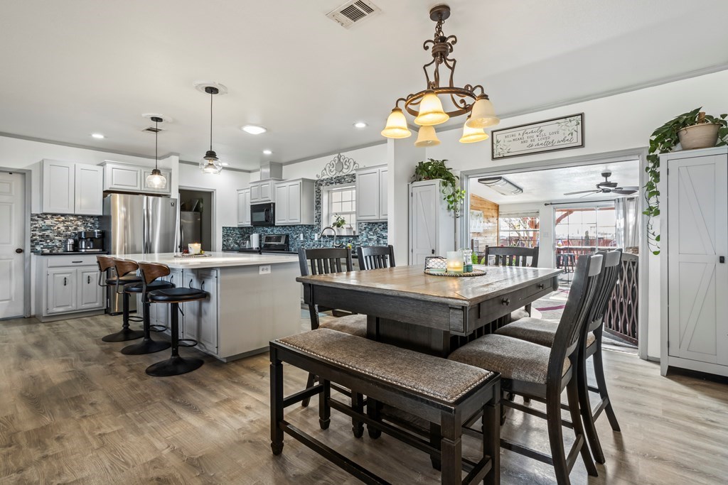 10700 E County Rd 85, Midland, Texas image 12