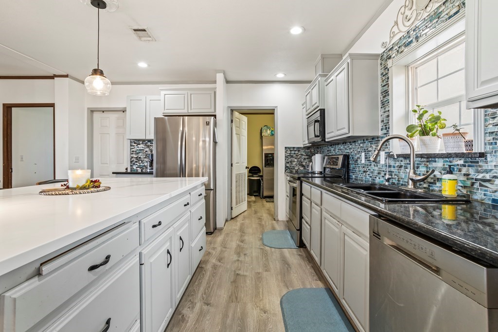 10700 E County Rd 85, Midland, Texas image 16