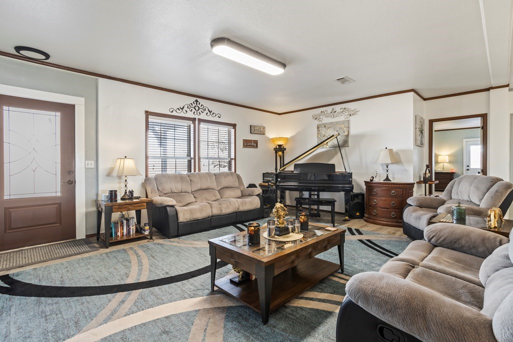 10700 E County Rd 85, Midland, Texas image 7